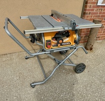 Ridgid R4514 15 Amp 10 in. Portable Corded Pro Jobsite Table Saw with Stand