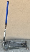 Pittsburgh 3-Ton Floor Jack With Rapid Pump