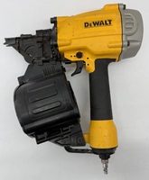 Dewalt DWF83C Pneumatic 15° Coil Framing Nailer