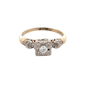 Ladies 14K Yellow Gold  Traditional .12Ct Diamond Solitaire Ring