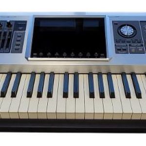 Roland Fantom-G8 88-Keys Keyboard Synthesizer Good Condition Working