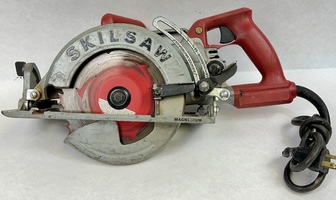Skilsaw SPT77WM 7.25" Circular Worm Drive Saw