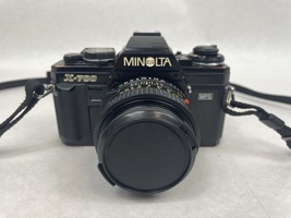 Minolta X-700 35mm Film SLR Camera Kit with 50mm Lens