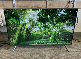 Samsung 43" Class Crystal UHD CU7000 Smart TV