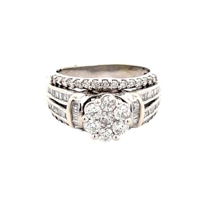Ladies 10K White Gold 1.0CTW Diamond Cocktail Ring SZ:6.5