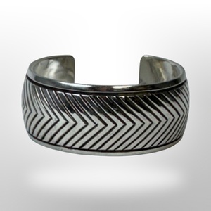 Darrell Slim Navajo Sterling Silver  6-1/2 in. Cuff Bracelet 83.7g