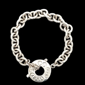 Tiffany & Co Authentic Toggle Clasp 925 Bracelet SZ:7 in. 