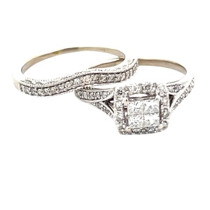 14K White Gold 1/2 Carat TW Diamond Halo Bridal Set