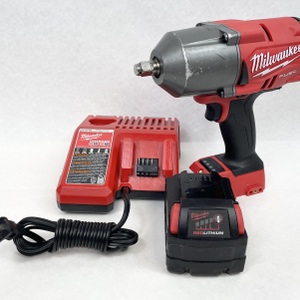 Milwaukee 2767-20 Impact Wrench Kit