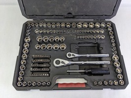 Craftsman 230-Pc Mechanics Tool Set