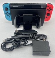 Nintendo Switch V2 HAC-001(-01) 32GB Handheld Console