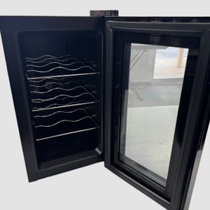 Wine Enthusiast 6-Bottle Wine Cooler 272 03 01 08