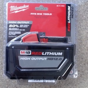 Milwaukee M18 18-Volt Lithium-Ion High Output 12. 0Ah Battery Pack 48-11-1812