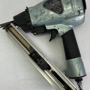 Metabo 36 Degree 1-1/2 Inch Strap-Tite® Metal Connector Nailer 