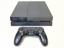 Sony PlayStation 4 - 1st Gen 500GB W/Controller