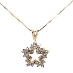 14K Yellow Gold 18 in. Dallas Cowboys Diamond Star Necklace