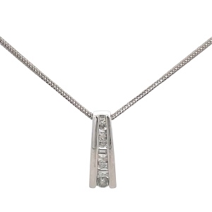 14K White Gold 18 in. 1/4 Carat TW Diamond Bar Necklace