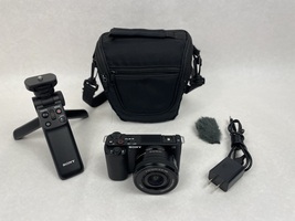  Sony ZV-E10 DSLR Mirrorless Camera with 16-50mm Lens Black