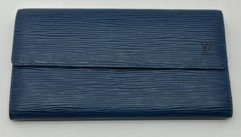 Louis Vuitton Epi Portefeuille Sarah Long Wallet