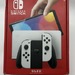Nintendo Switch OLED  HEG-001 Handheld Console Hybrid 64GB White