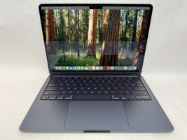 Apple MacBook Air 13" M3 Chip 2024 8GB RAM 256GB SSD