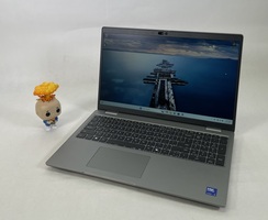 Dell Latitude 5550 Intel Core Ultra 5 135U