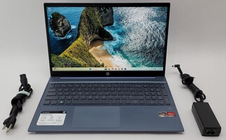 HP Pavilion 15-EH1070WM 15.6" Ryzen 7 5700U 8GB RAM 512GB SSD