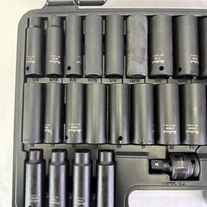 Blackhawk 33 Piece 1/2" Sae & Metric Impact Sockets 
