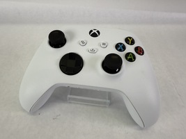 Microsoft Xbox One Wireless White Controller