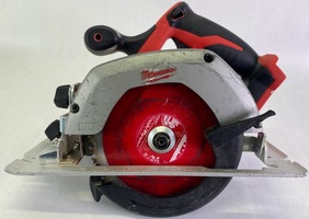 Milwaukee M18 18V Circular Saw 6-1/2" (2630-20) Tool Only