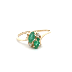 14K Yellow Gold Emerald & Diamond Gemstone Ring SZ: 6.5