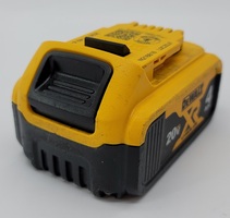 Dewalt DCB204 20V 4Ah Li-Ion Battery