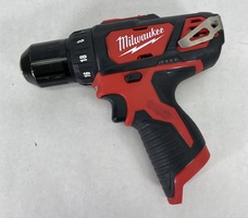 Milwaukee M12 12V Lithium-Ion Cordless 3/8 in. Drill/Driver (Tool-Only)