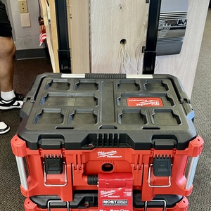 Milwaukee 2-Tier Packout Tool Box