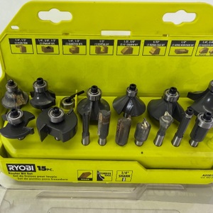 Ryobi 15pc Shank Carbide Router Bits Set  A25R151