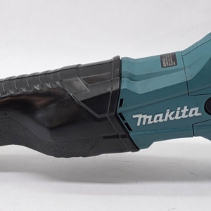 Makita  XRJ04 18v Cordless Reciprocating Saw