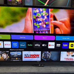 LG - 65” Class UT75 Series LED 4K UHD Smart webOS TV (2024) 
