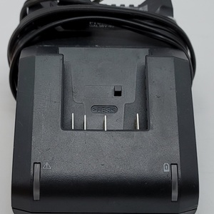 Bosch GAL18V40 Bosch Battery Charger
