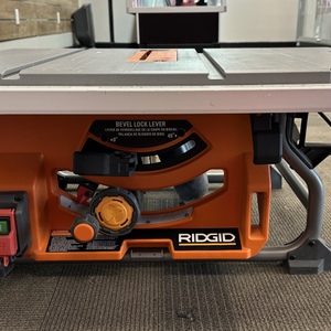 Ridgid R4518T 15 Amp 10 in. Table Saw