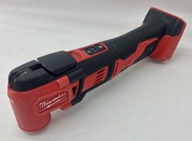 Milwaukee 18V Oscillating Multi-Tool- Tool only