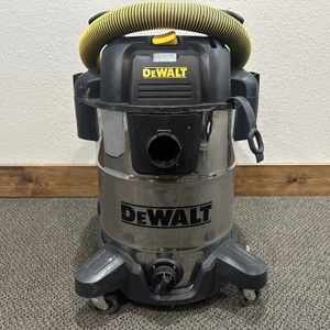 DeWalt Wet/Dry Vacuum DXV10SA10 Gallon, Stainless Steel