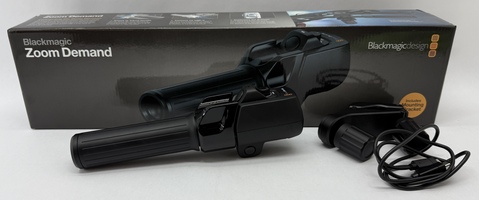 Blackmagic Design Zoom Demand 