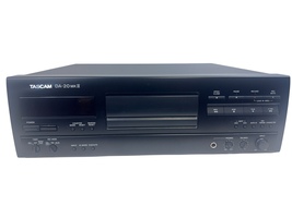Tascam DA-20 MKII Digital Audio Tape Deck POWERS ON