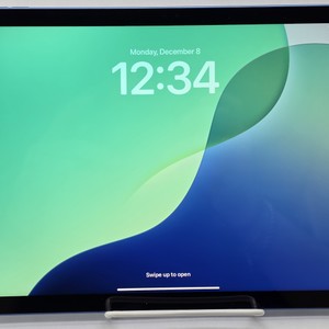 Apple MD4A4LL/A 11th Gen iPad 128GB 11" WiFi Only Tablet