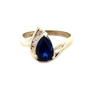 10K Yellow Gold Diamond & Blue Gemstone Ring SZ:7