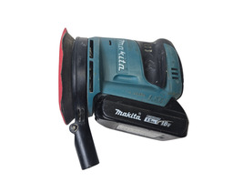 Makita XOB01 18 Volt 5" Orbit Sander W/ 1.5AH 18V Battery