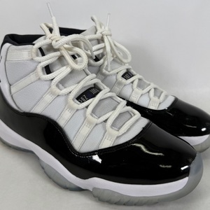 Jordan 11 Retro Concord (2018) Size: 10.5 