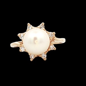 Ladies 14K Yellow Gold Pearl & Diamond Ring SZ:3