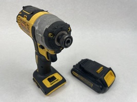 DeWALT DCF887 20V MAX XR Impact Driver with DCB201 1.5Ah Battery