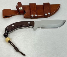 Fixed Blade Full Tang Skinner w/Sheath